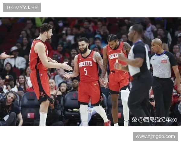 火箭队对雷霆队比赛结果及精彩瞬间