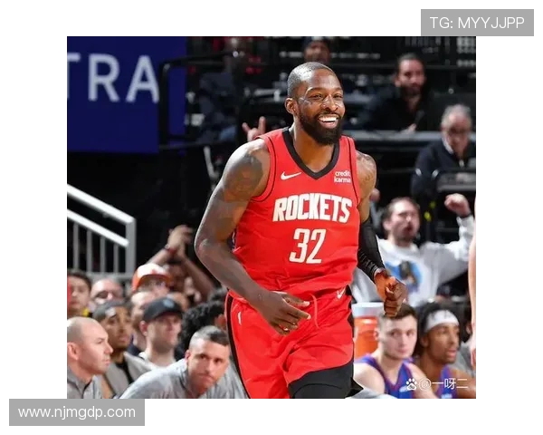 火箭队目前阵容球员介绍与合同信息概览