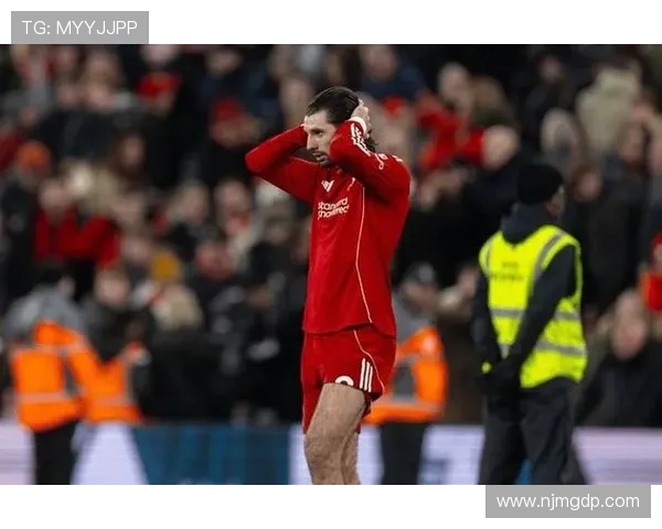 卡拉格称赞索博自信心提升期待他成为英超顶尖球员 卡拉格称赞索博自信心提升期待他成为英超顶尖球员