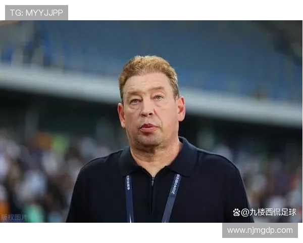 申花热身赛大胜泰山斯卢茨基442阵型显威力攻击线齐发力